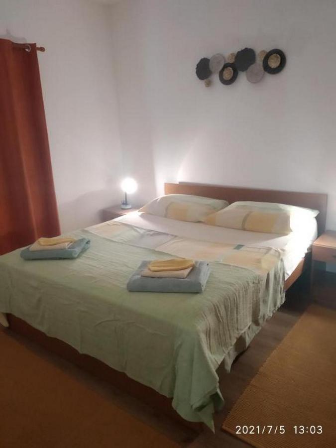 Apartmani Lucia Biograd Biograd Na Moru Exterior foto